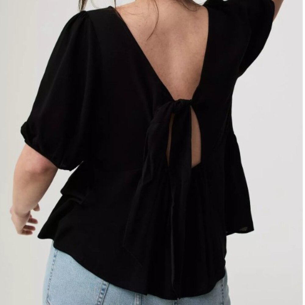 TORRID Tie Back Puff Sleeve Top